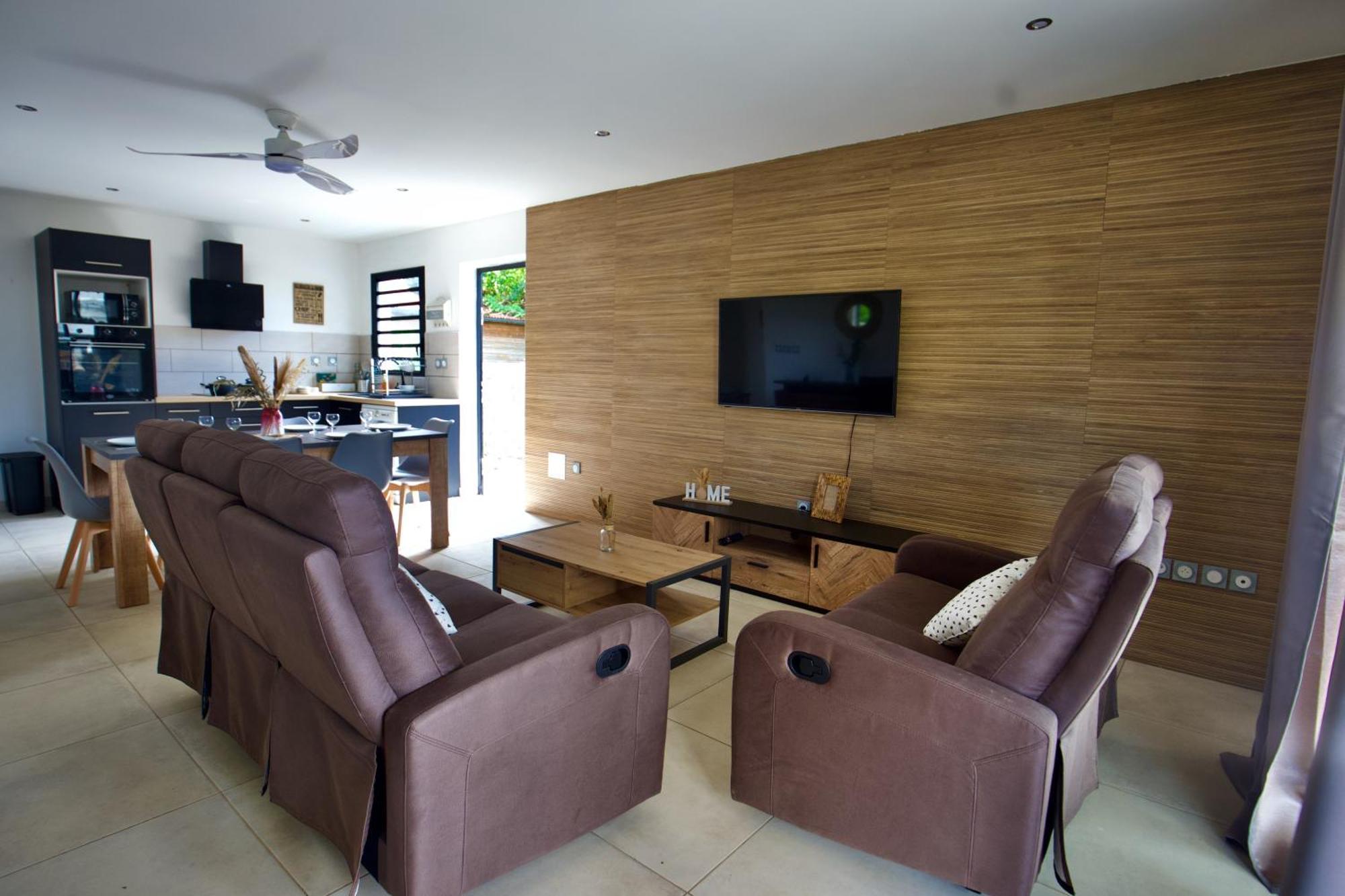 Saint-Benoît Le Beau Vallon 1- Jacuzzi Privatif Et Piscine Chauffee Partagee מראה חיצוני תמונה